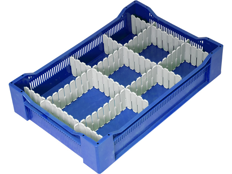 Ящик пищевой 120 пластиковый размером 600х400х135 мм дно сплошное синий
